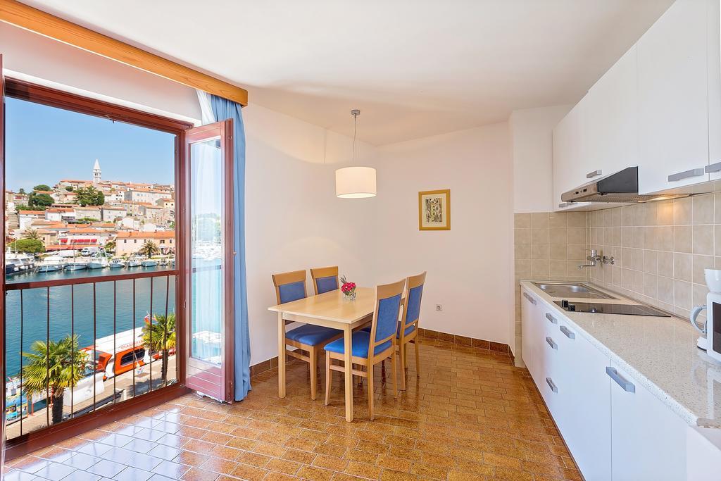 Maistra Select Riva Apartments Vrsar Exteriér fotografie