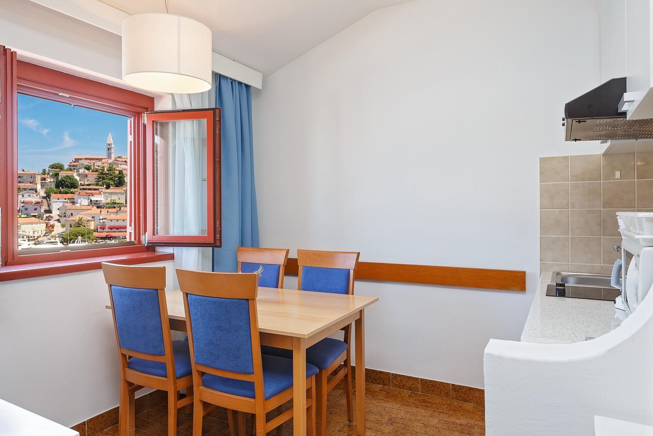 Maistra Select Riva Apartments Vrsar Exteriér fotografie